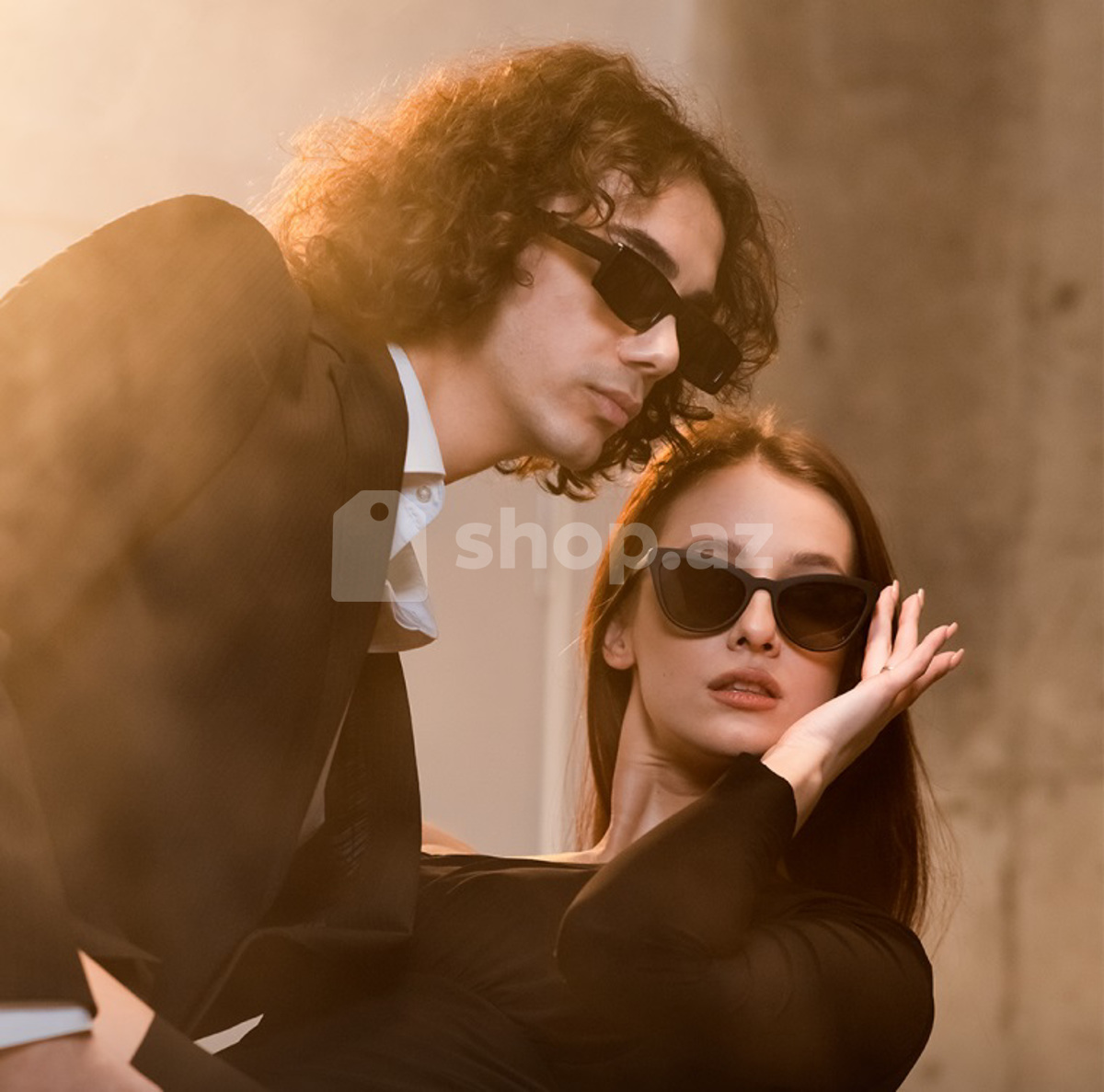 main-img